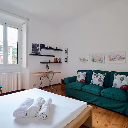 Apartment Xenia - In Navigli Area